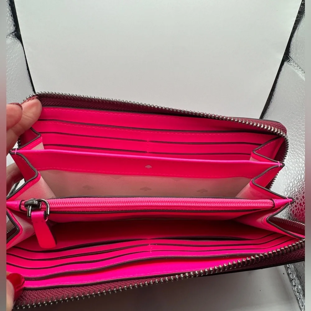 KATE SPADE ♠️ New York Cameron Large Continental Wallet Red Pink Heart stripe ❤️
